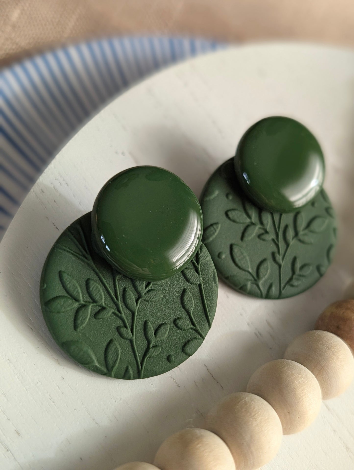 Elia - Boucles d'oreilles pendantes en argile polymère et acier inoxydable hypoallergène