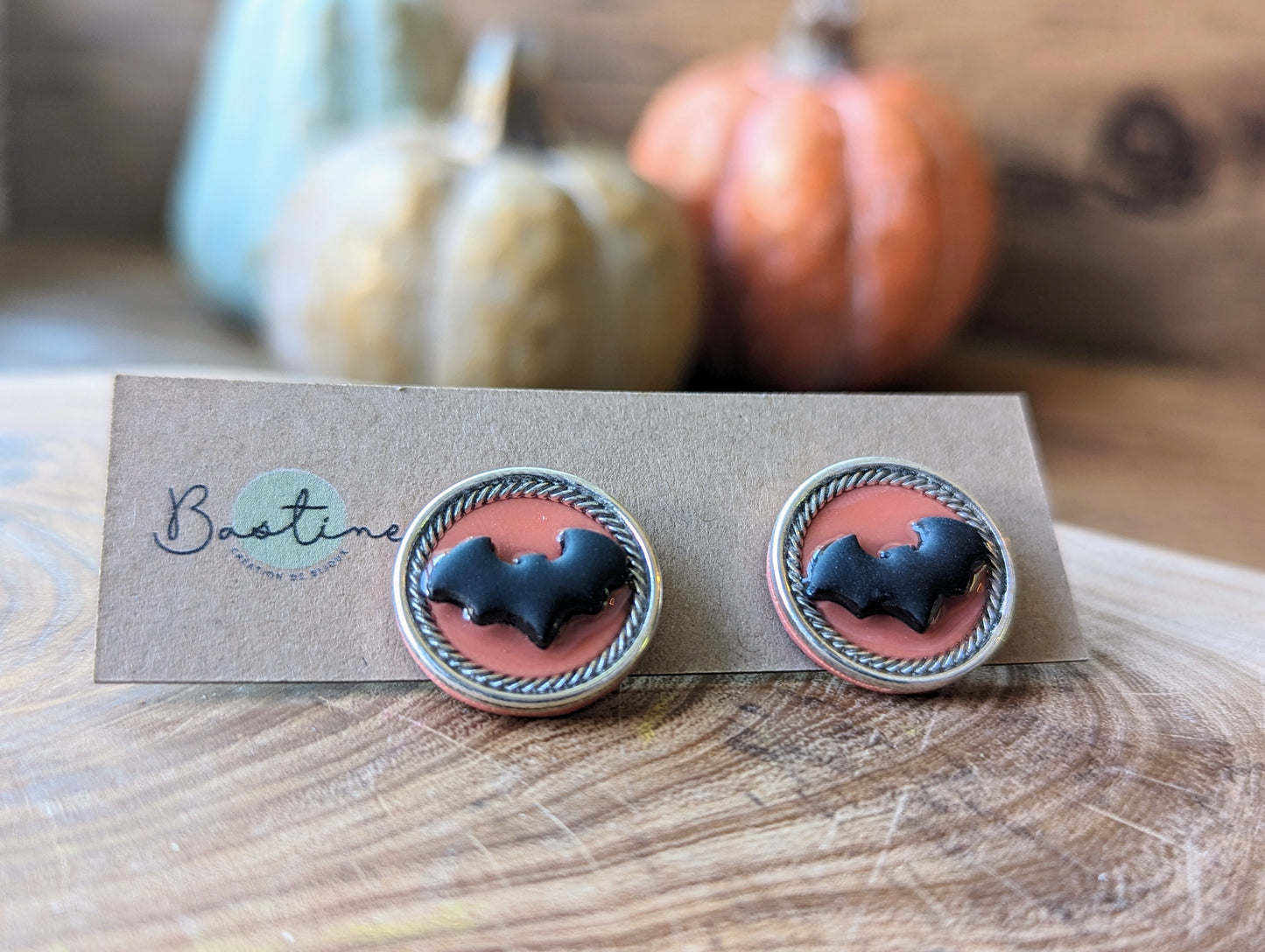 Halloween - Boutons ronds chauve-souris orange