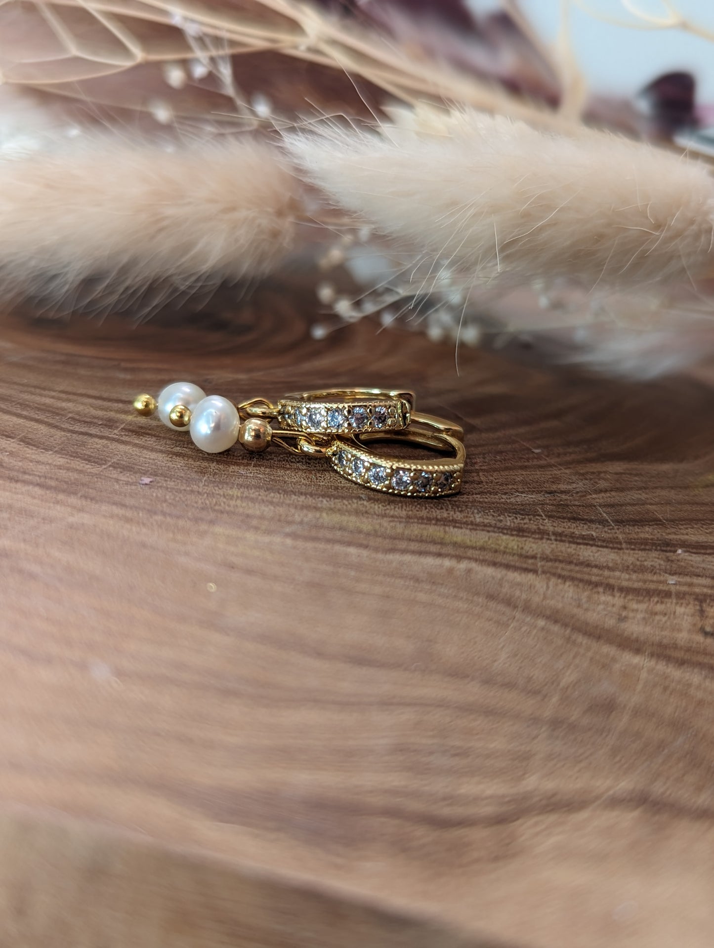 Anneaux avec perles d'eau douce et zircons