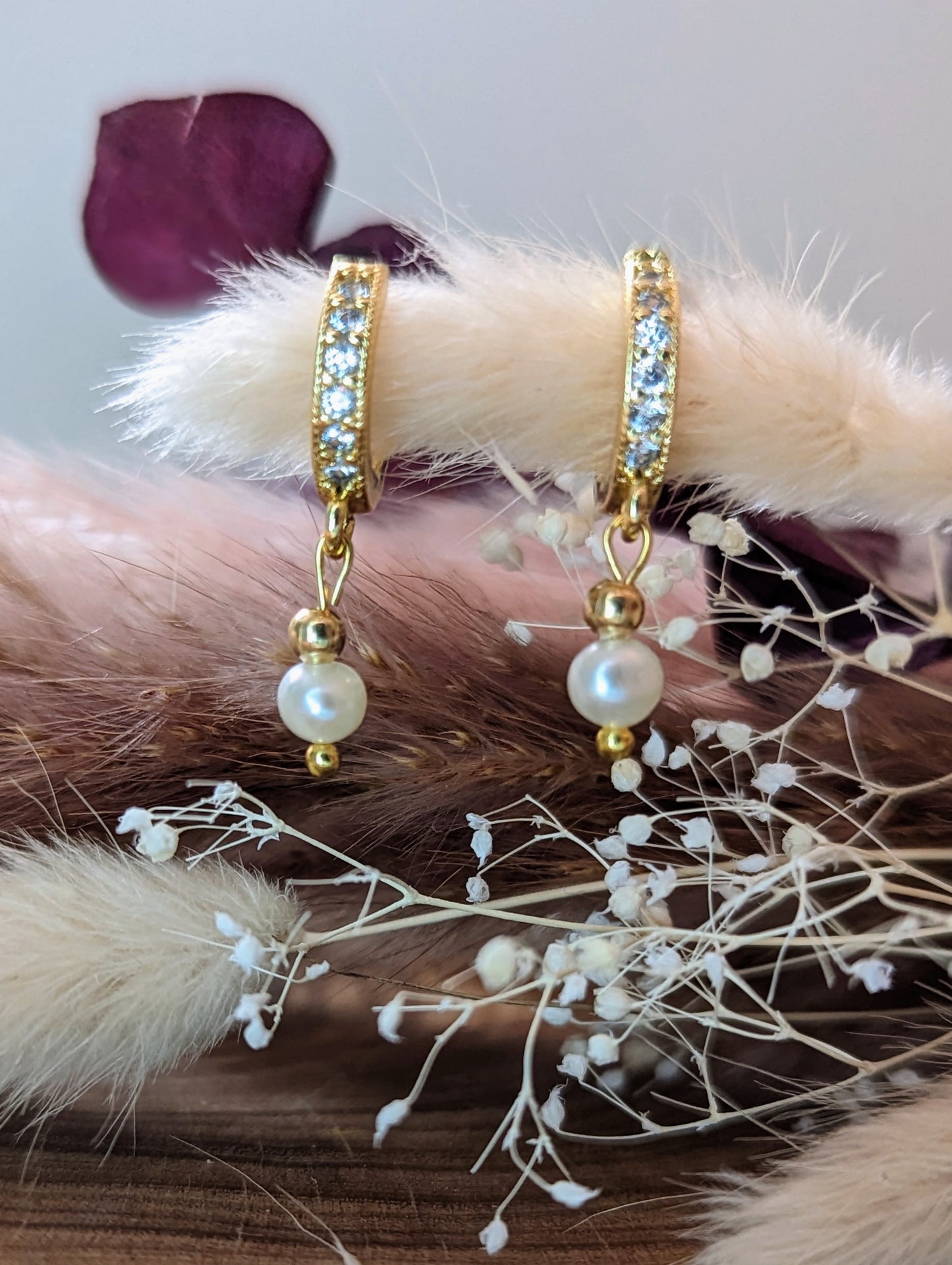 Anneaux avec perles d'eau douce et zircons