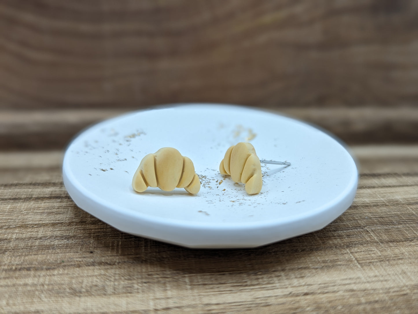 Croissants - Boucles d'oreilles studs en argile polymère acier inoxydable hypoallergène