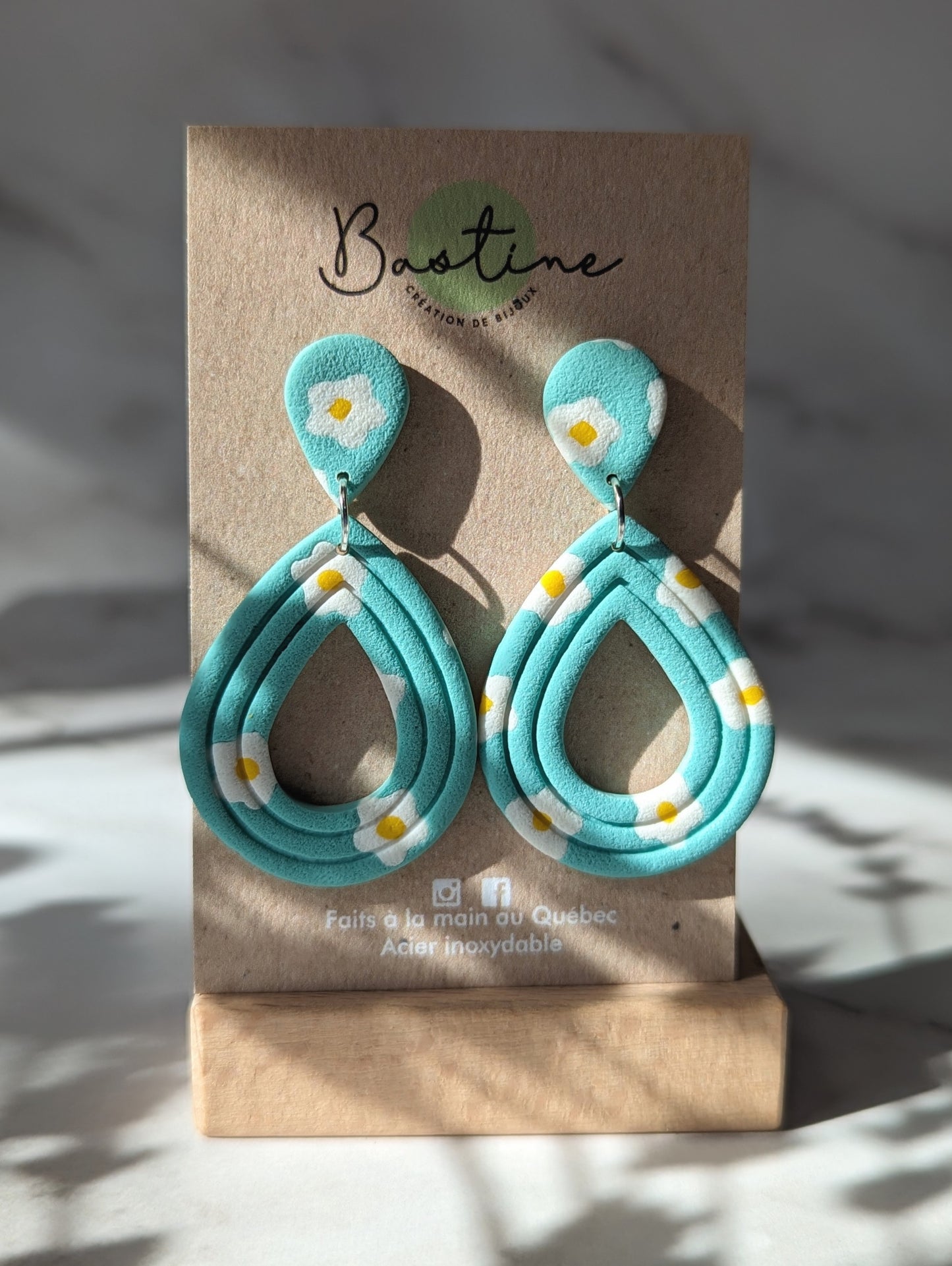 Coralie (couleurs pastels) - Boucles d'oreilles pendantes en argile polymère acier inoxydable hypoallergène