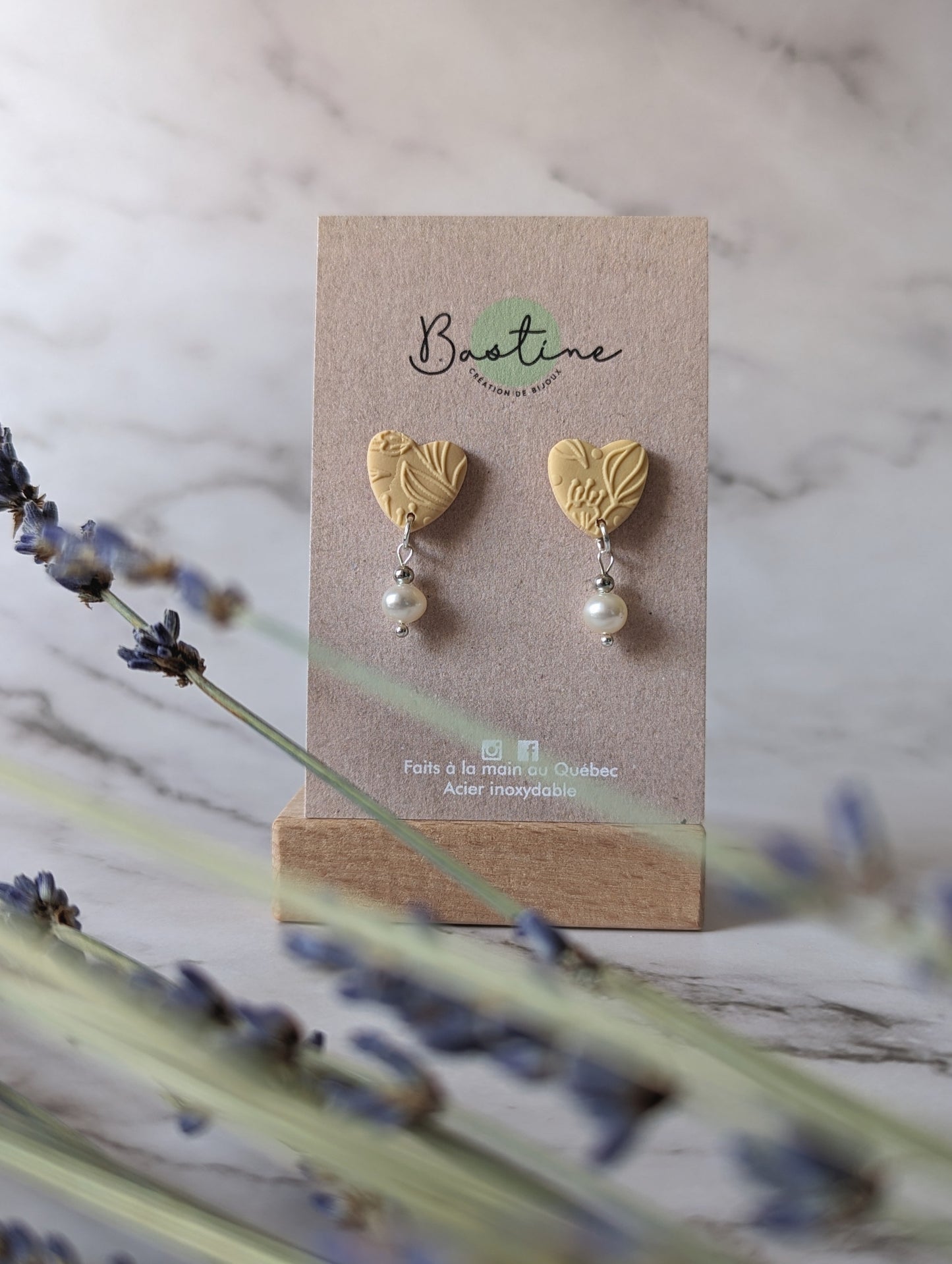 Capucine (Couleurs pastels) - Boucles d'oreilles studs en argile polymère acier inoxydable hypoallergène