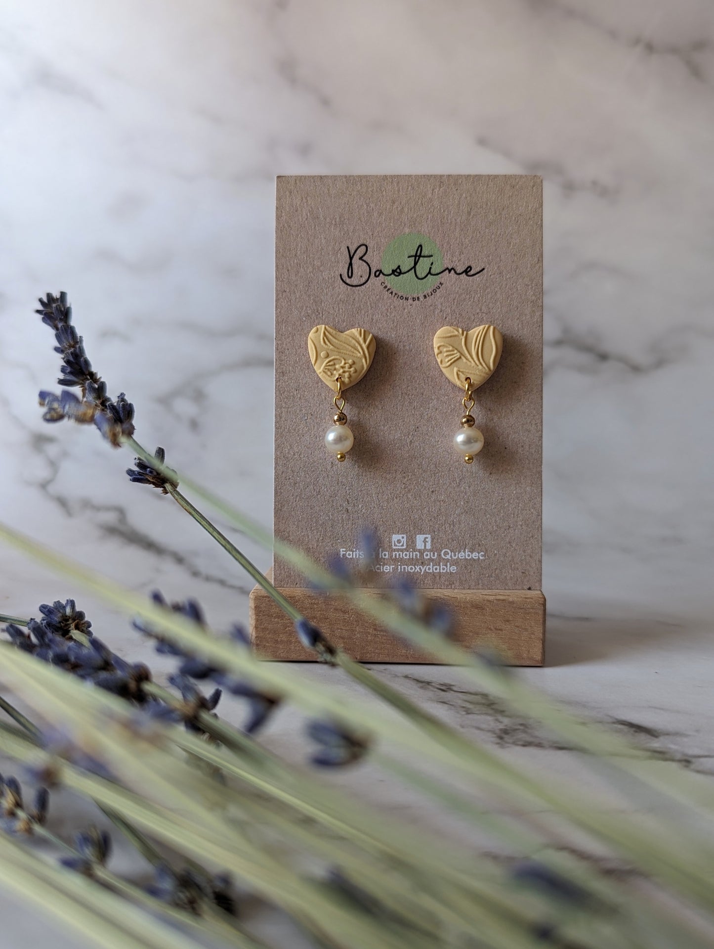 Capucine (Couleurs pastels) - Boucles d'oreilles studs en argile polymère acier inoxydable hypoallergène
