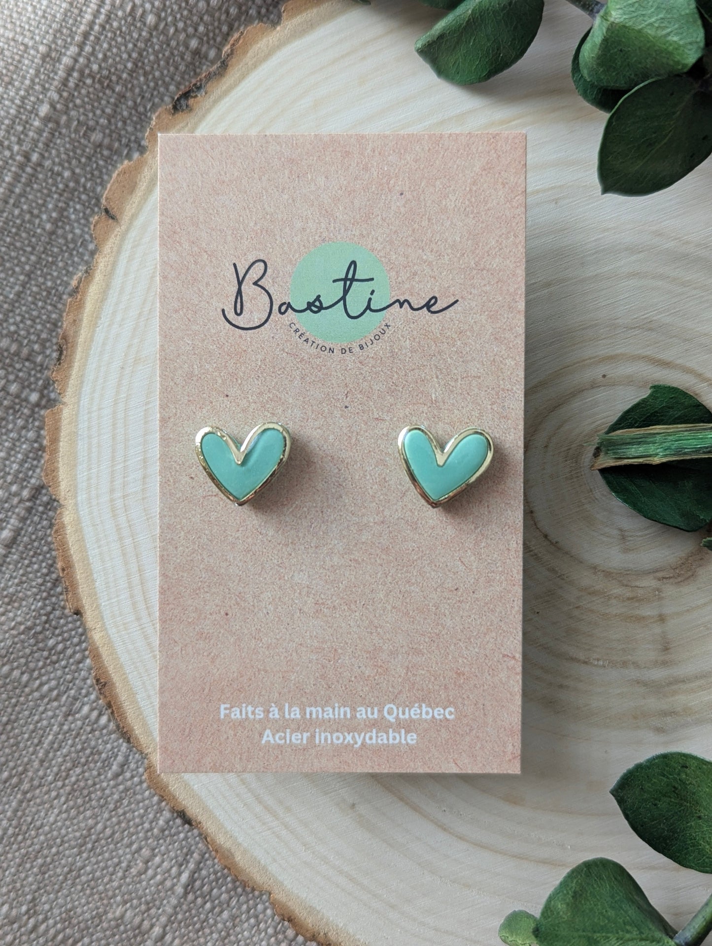 Cœurs sauge avec breloques - Boucles d'oreilles studs en argile polymère acier inoxydable hypoallergène