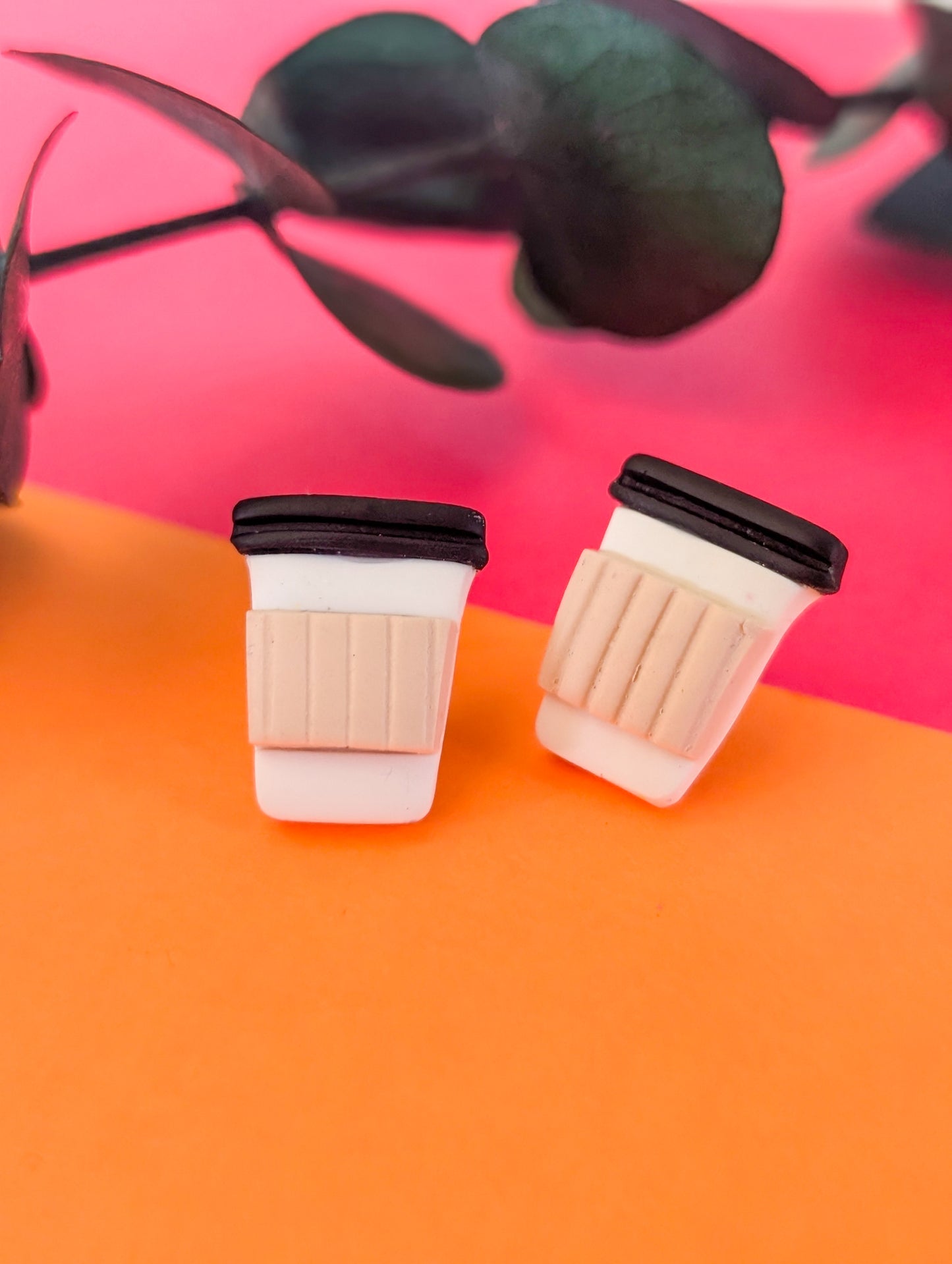 Café - Boucles d'oreilles studs en argile polymère acier inoxydable hypoallergène
