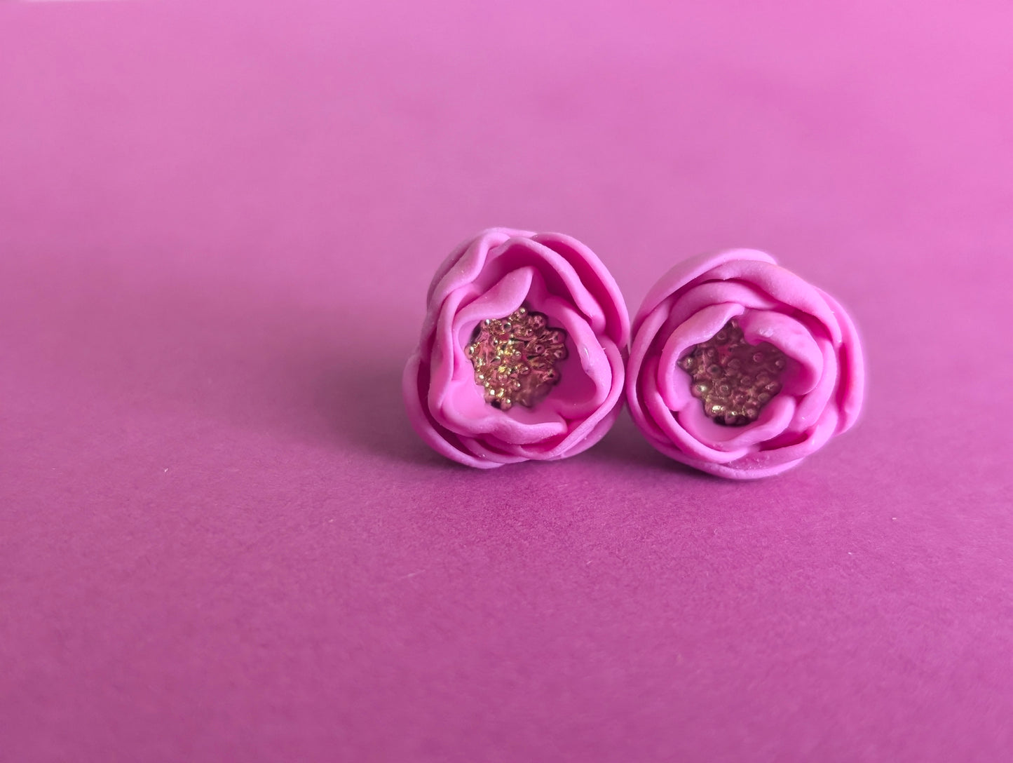 Blossom - Boucles d'oreilles studs en argile polymère et acier inoxydable hypoallergène