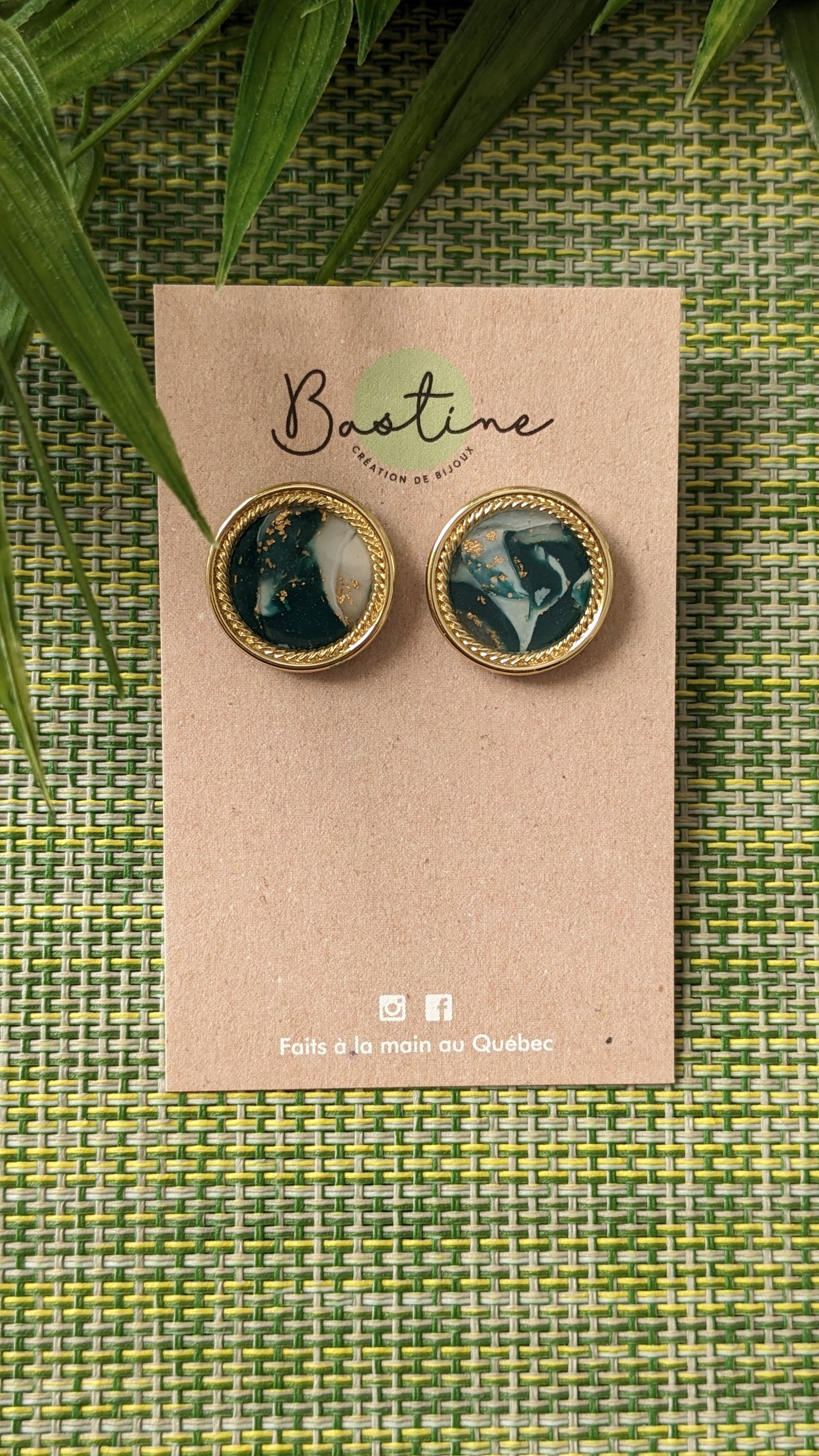 Solange Émeraude - Boucles d'oreilles studs en argile polymère acier inoxydable hypoallergène