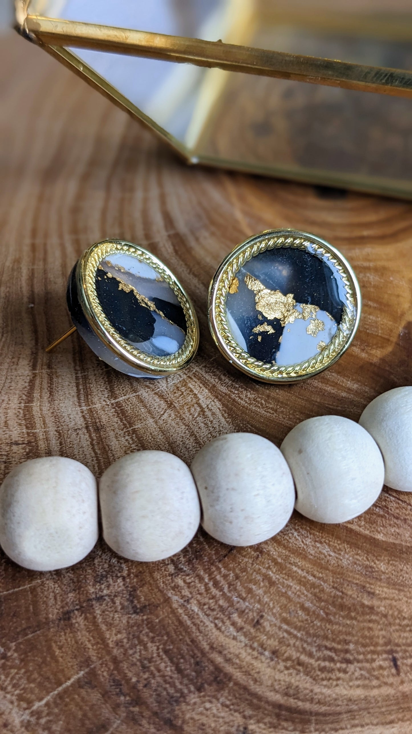 Solange Tuxedo - Hypoallergenic stainless steel polymer clay stud earrings