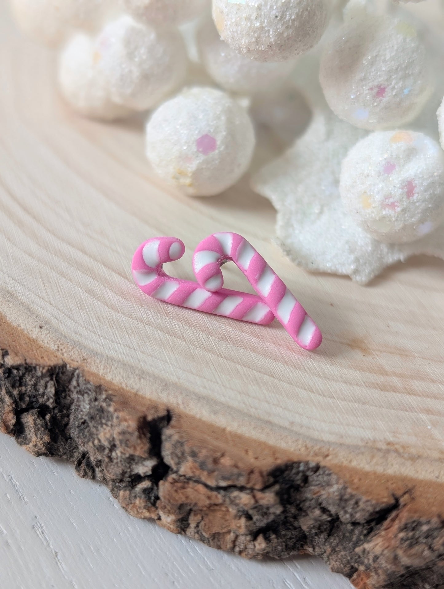 Canne de bonbons - Boucles d'oreilles studs en argile polymère et acier inoxydable hypoallergène