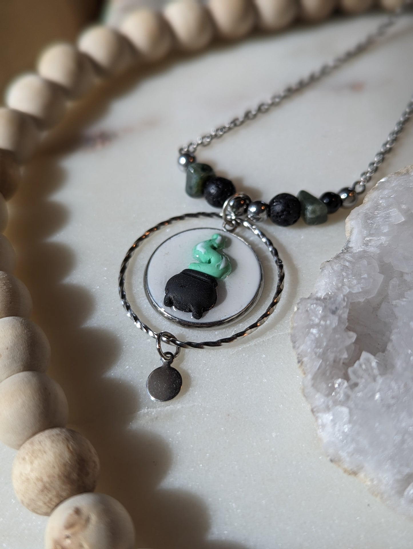 Collier potion, onyx, obsidienne et pierre de lave