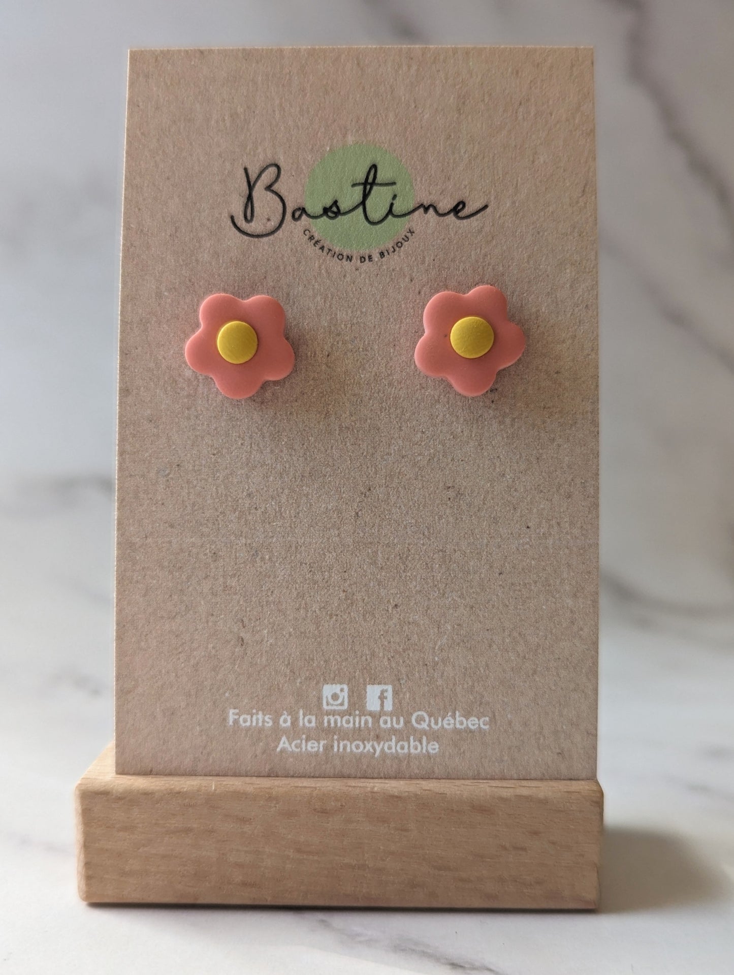 Fleurs roses - Boutons