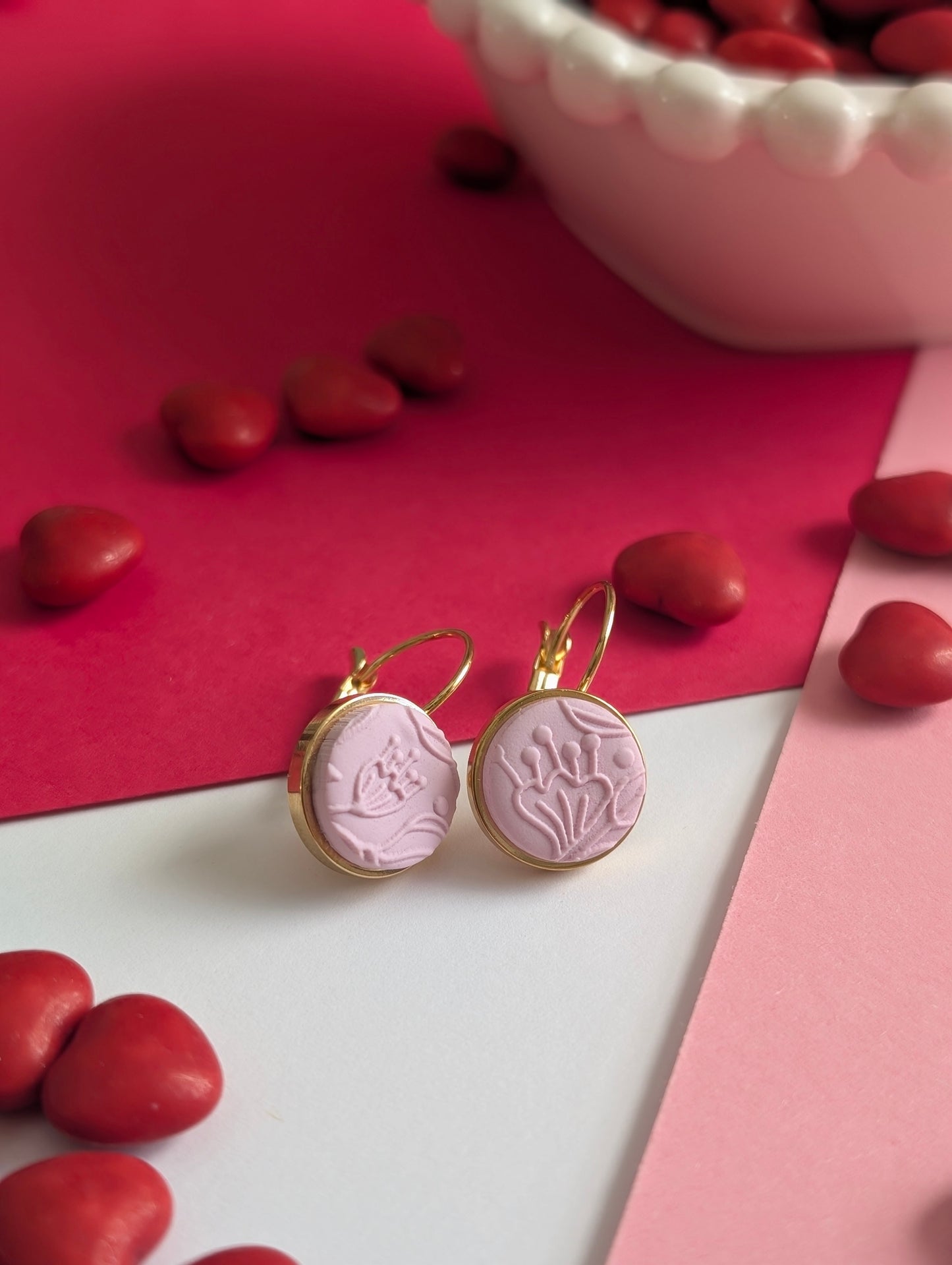 Lydia rose pâle - Boucles d'oreilles pendantes argile polymère et acier inoxydable hypoallergène