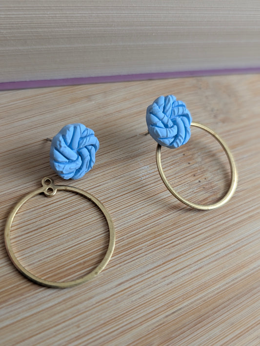 Thérésa bleu ciel - Boucles d'oreilles de type "ear jacket" argile polymère et acier inoxydable hypoallergène