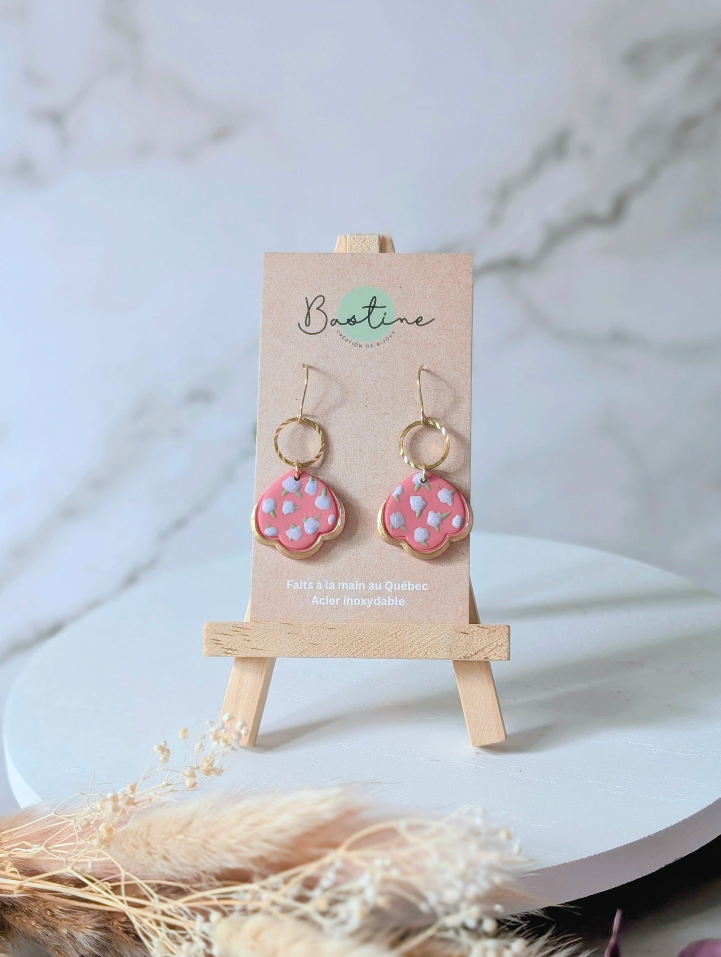 Pendantes fleuries - Boucles d'oreilles pendantes argile polymère et acier inoxydable hypoallergène