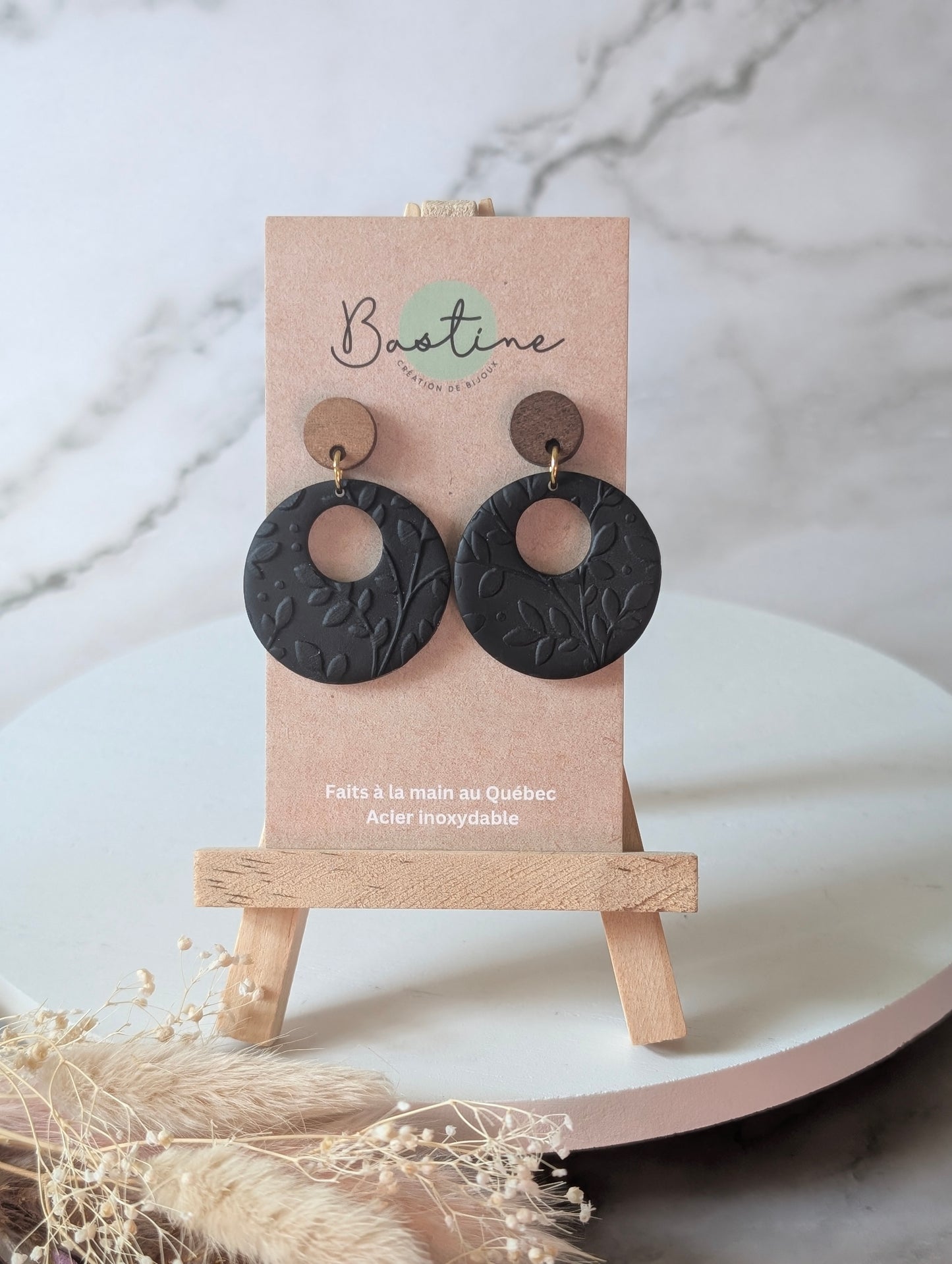 Pauline noire - Boucles d'oreilles pendantes argile polymère et acier inoxydable hypoallergène