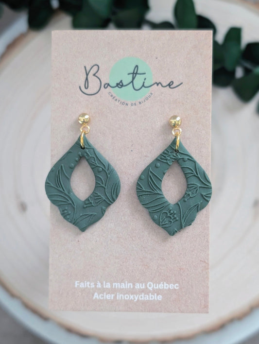 Mia sauge -  Boucles d'oreilles studsargile polymère et acier inoxydable hypoallergène