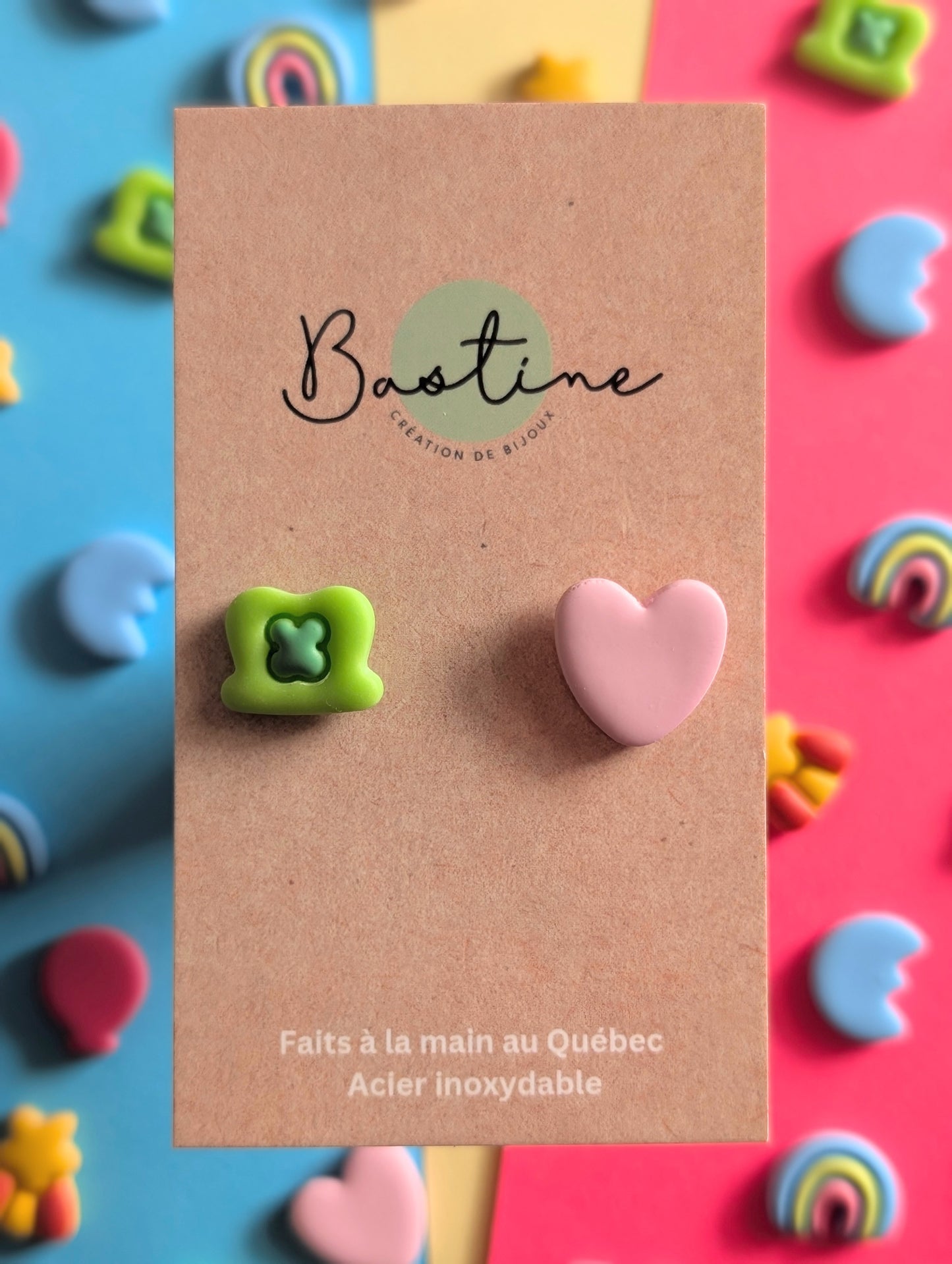 Lucky Charms Mix & Match - Boucles d'oreilles studs en argile polymère et acier inoxydable hypoallergène