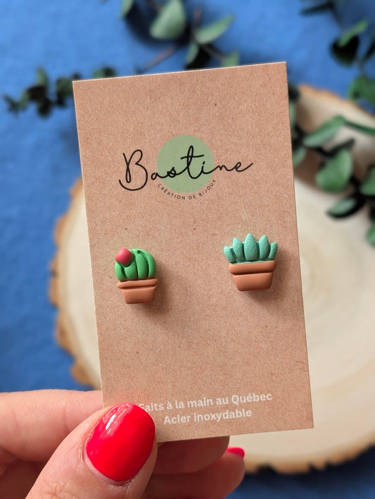 Plant lover - Boucles d'oreilles studs en argile polymère acier inoxydable hypoallergène