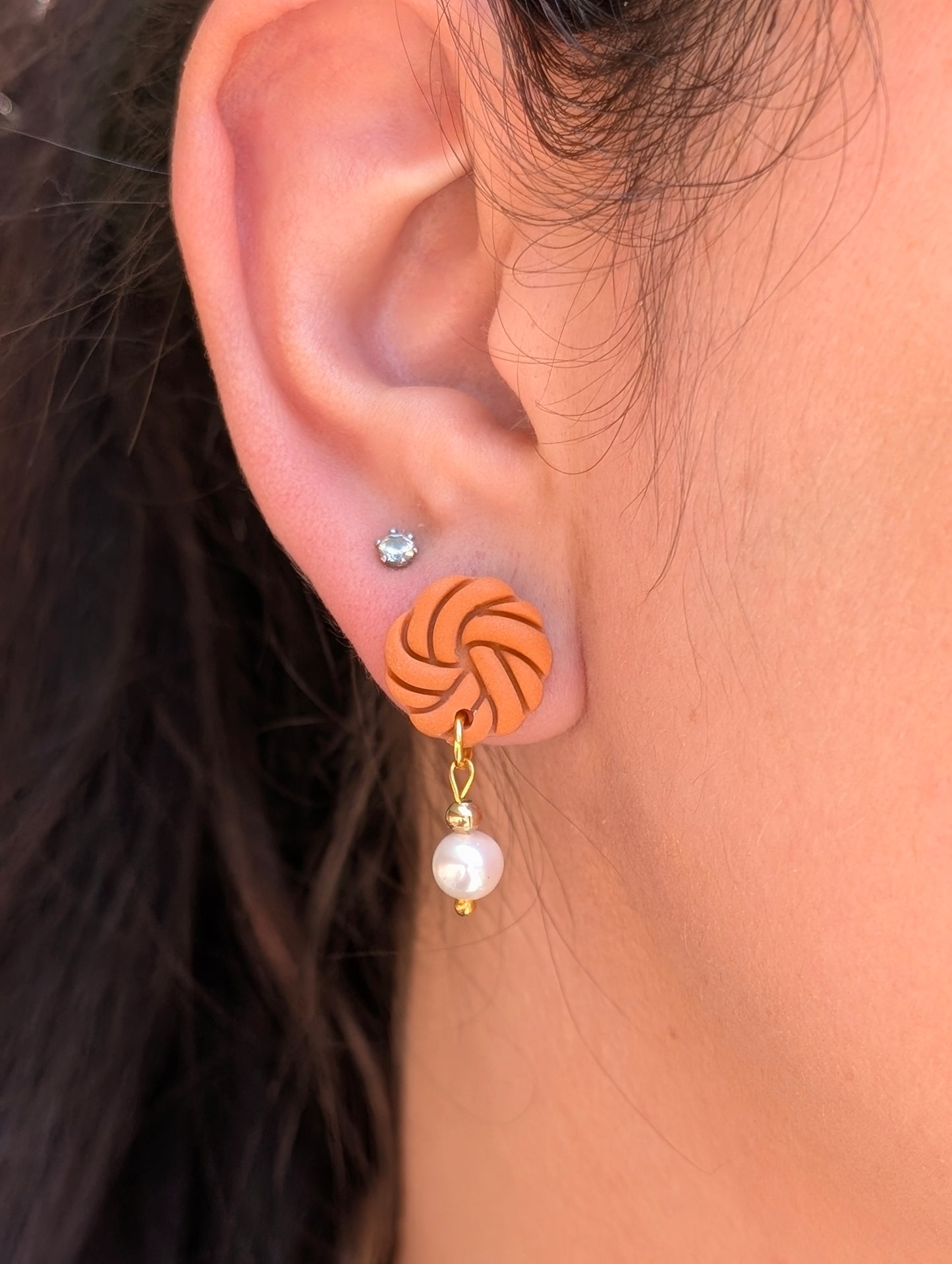 Sophie - Boucles d'oreilles pendantes en argile polymère et acier inoxydable hypoallergène