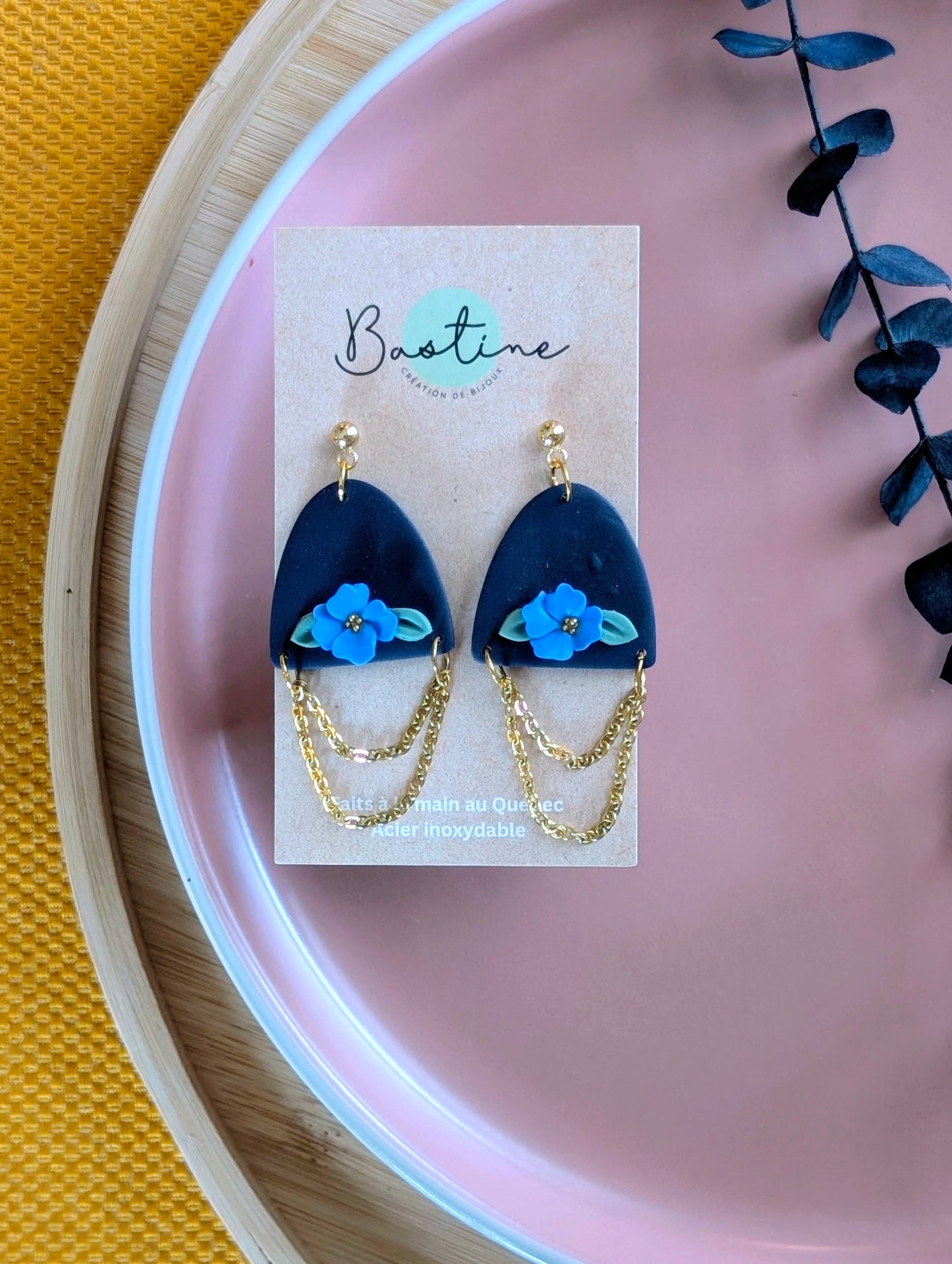 PROMO - Camélia avec chaînes